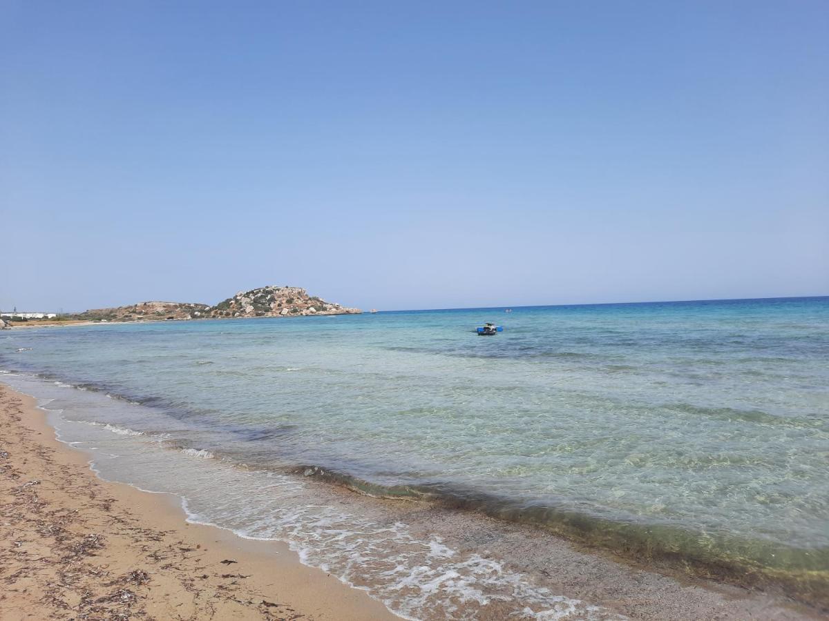 Sunrise Beach Suite B7 Gastria ภายนอก รูปภาพ